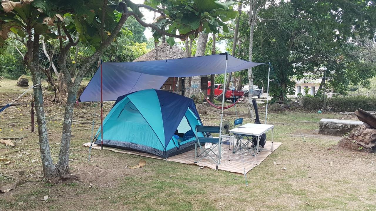 ฺbay Yard Hut Hotel Ко Чанг Екстериор снимка