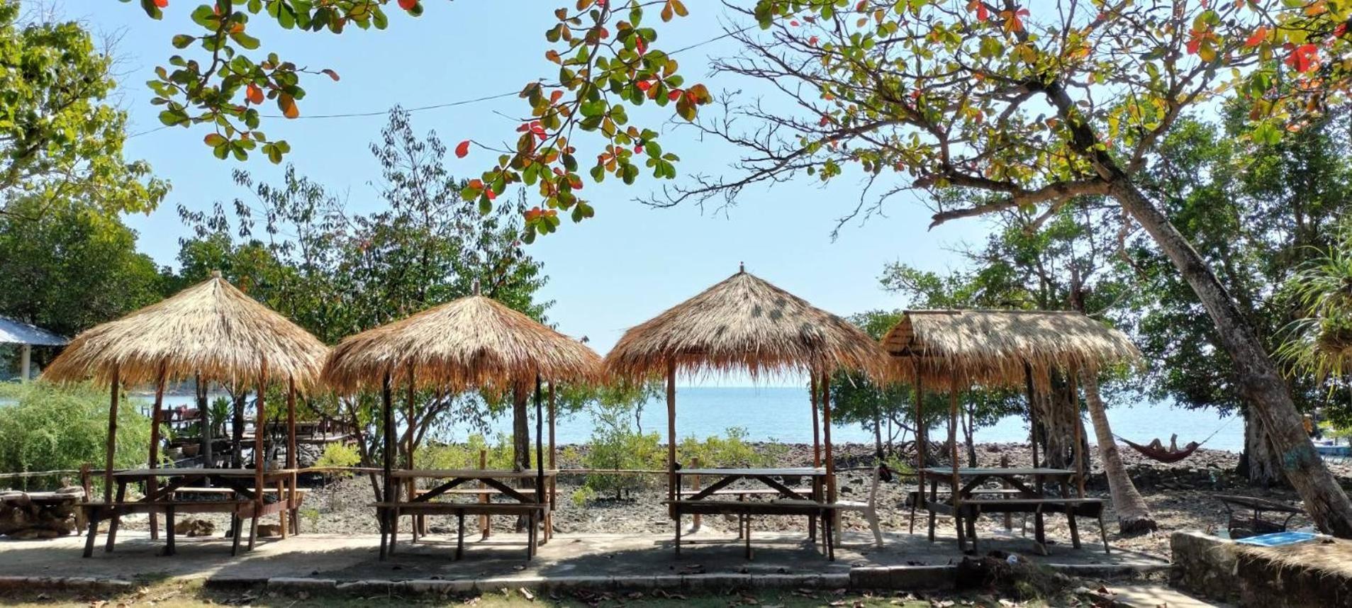 ฺbay Yard Hut Hotel Ко Чанг Екстериор снимка