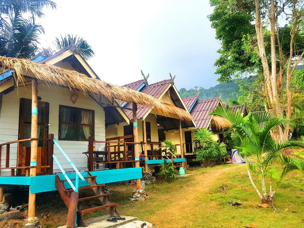 ฺbay Yard Hut Hotel Ко Чанг Екстериор снимка