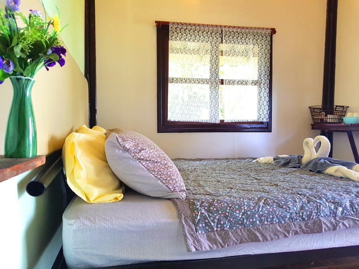 ฺbay Yard Hut Hotel Ко Чанг Екстериор снимка