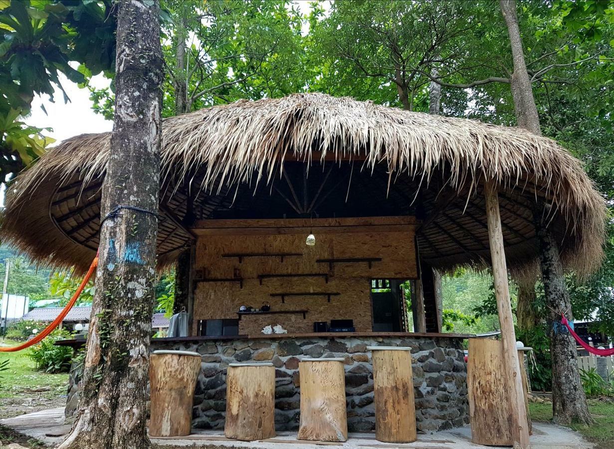 ฺbay Yard Hut Hotel Ко Чанг Екстериор снимка